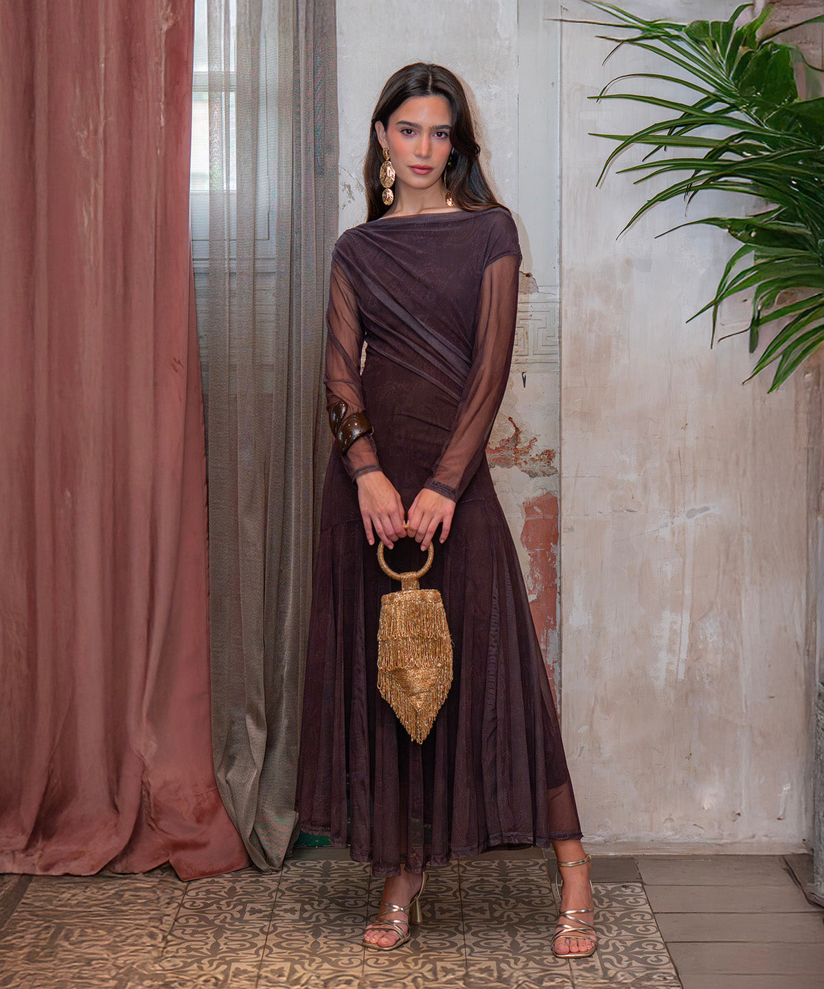 Vestido Amara elegante y sofisticado