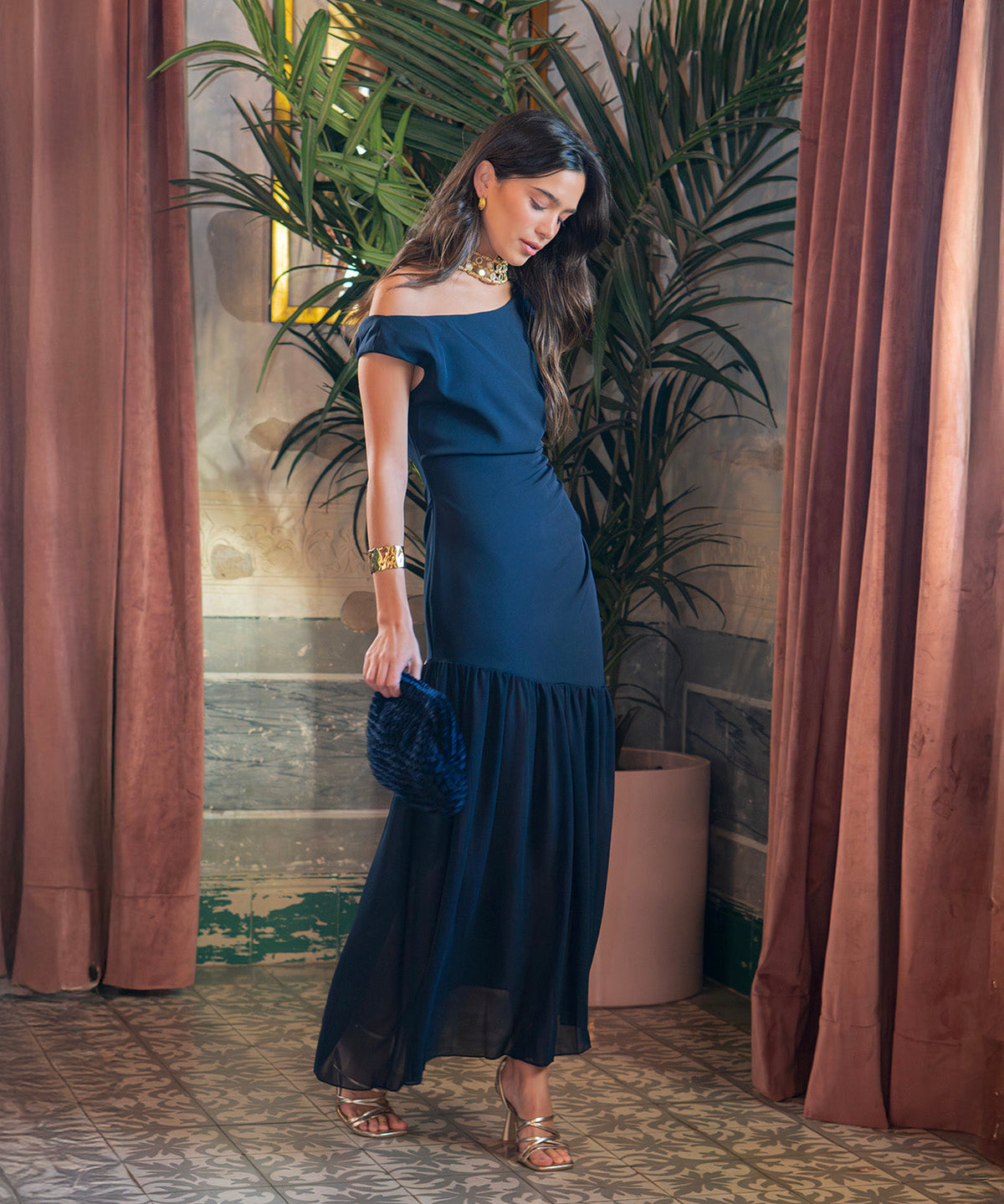 Vestido Imena elegante en azul marino